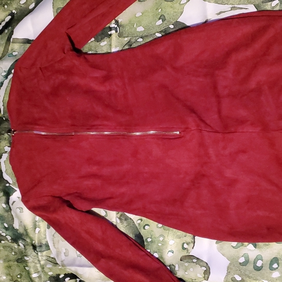 Fashion Nova Burgundy seude dress - Picture 4 of 5